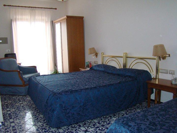 Hotel Zi'Ntonio Scala Pokoj fotografie